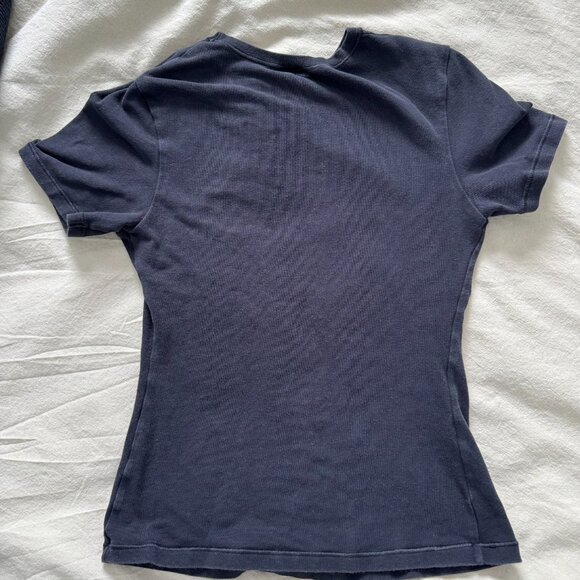 Organic Basics Flex Tees Set (Black and Seaweed) - Picture 8 of 9